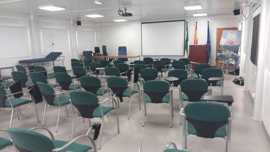 interior_modulo_aula_hospital_malaga